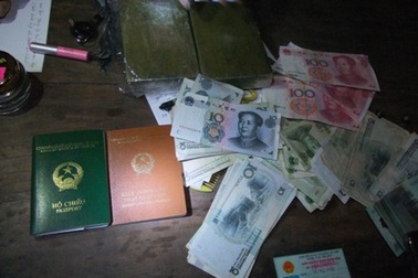 Đường dây ma túy lớn trang bị nhiều súng đạn