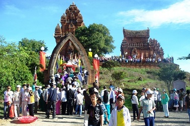  Rộn ràng lễ hội KaTê của người Chăm