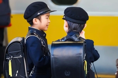 Số trẻ em Nhật Bản giảm xuống mức thấp kỷ lục