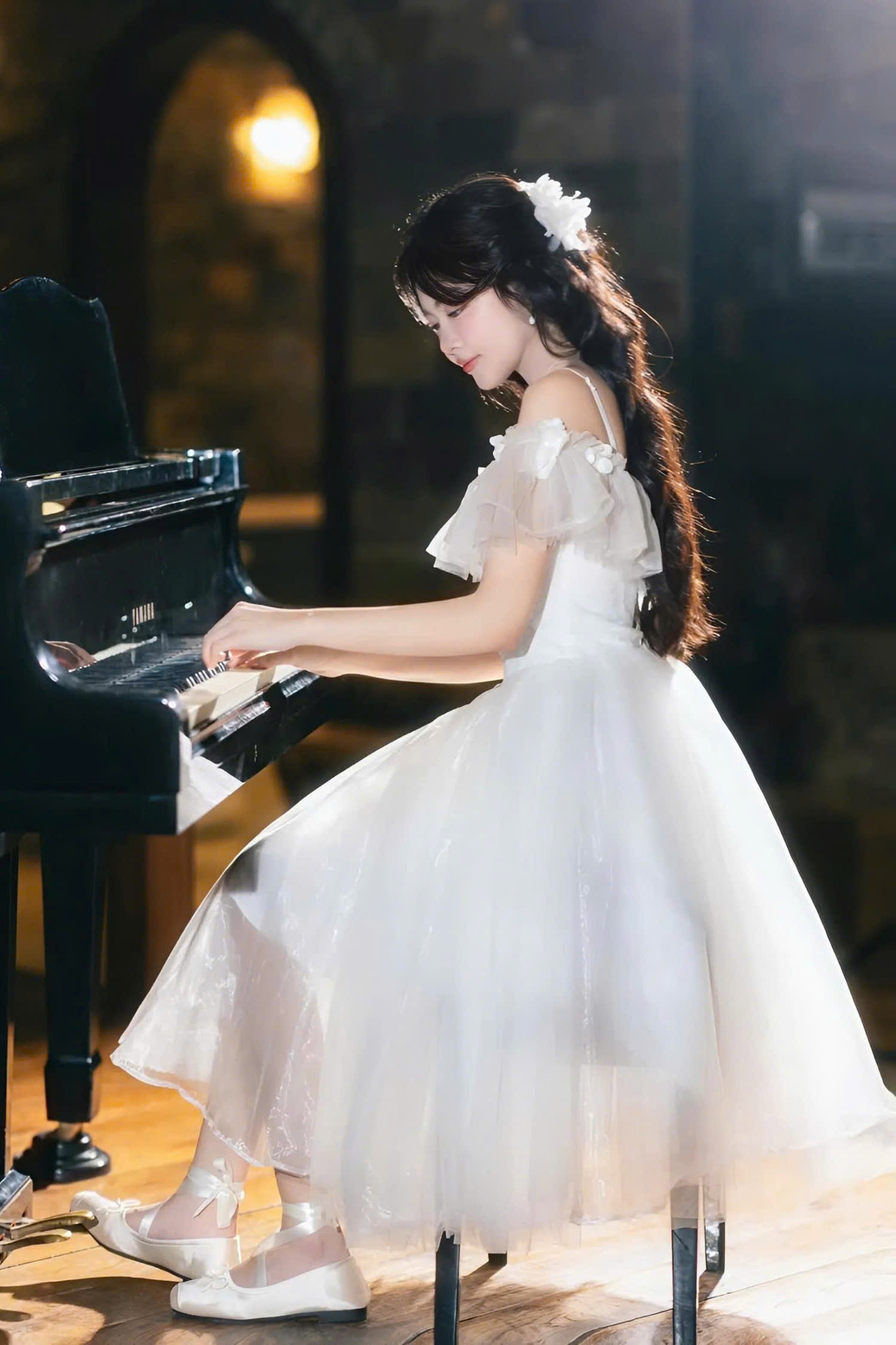 Phong cách tiểu thư nhà giàu của Lọ Lem - con gái diễn viên Quyền Linh - 3