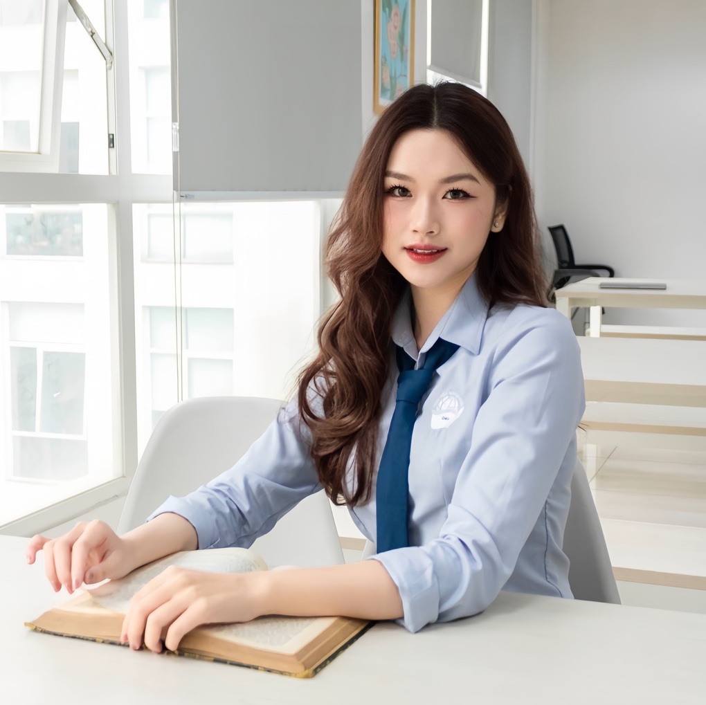 Thành tích ấn tượng của Hoa khôi có vinh dự tặng hoa ông Tập Cận Bình - 4 Thành tích ấn tượng của Hoa khôi có vinh dự tặng hoa ông Tập Cận Bình - 4