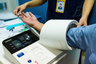 Bệnh viện quận 4 phát động chương trình Tháng kiểm soát huyết áp toàn diện