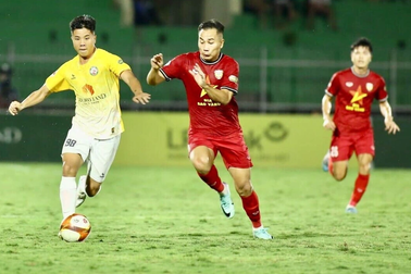 Thiếu vắng 5 trụ cột, CLB Hà Tĩnh gục ngã trước Bình Định