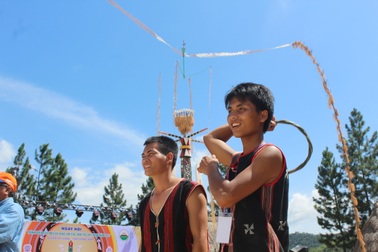 Độc đáo những trò chơi dân gian các dân tộc Việt Nam