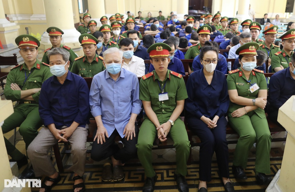 Bà Trương Mỹ Lan bị tuyên án tử hình - 1 Bà Trương Mỹ Lan bị tuyên án tử hình - 1