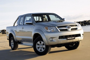 Thêm Toyota Hilux tại Việt Nam bị triệu hồi để sửa chữa