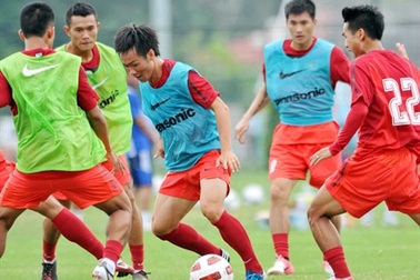 Loanh quanh “vụ án” cầu thủ hư 