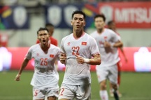 Tiến Linh, Xuân Son ghi bàn muộn, tuyển Việt Nam hạ gục Singapore