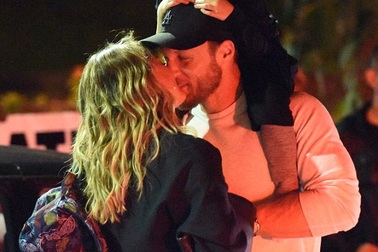 Hilary Duff có bạn trai mới