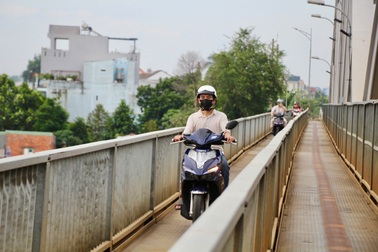Thông xe làn đường bộ cầu Ghềnh