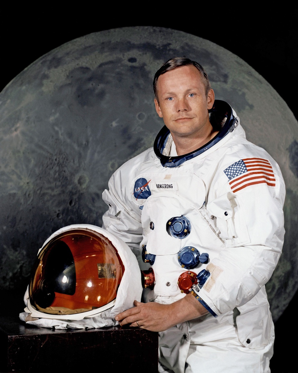 Kỷ niệm 52 năm ngày con tàu Apollo 11 hạ cánh lên Mặt trăng - 2 Kỷ niệm 52 năm ngày con tàu Apollo 11 hạ cánh lên Mặt trăng - 2
