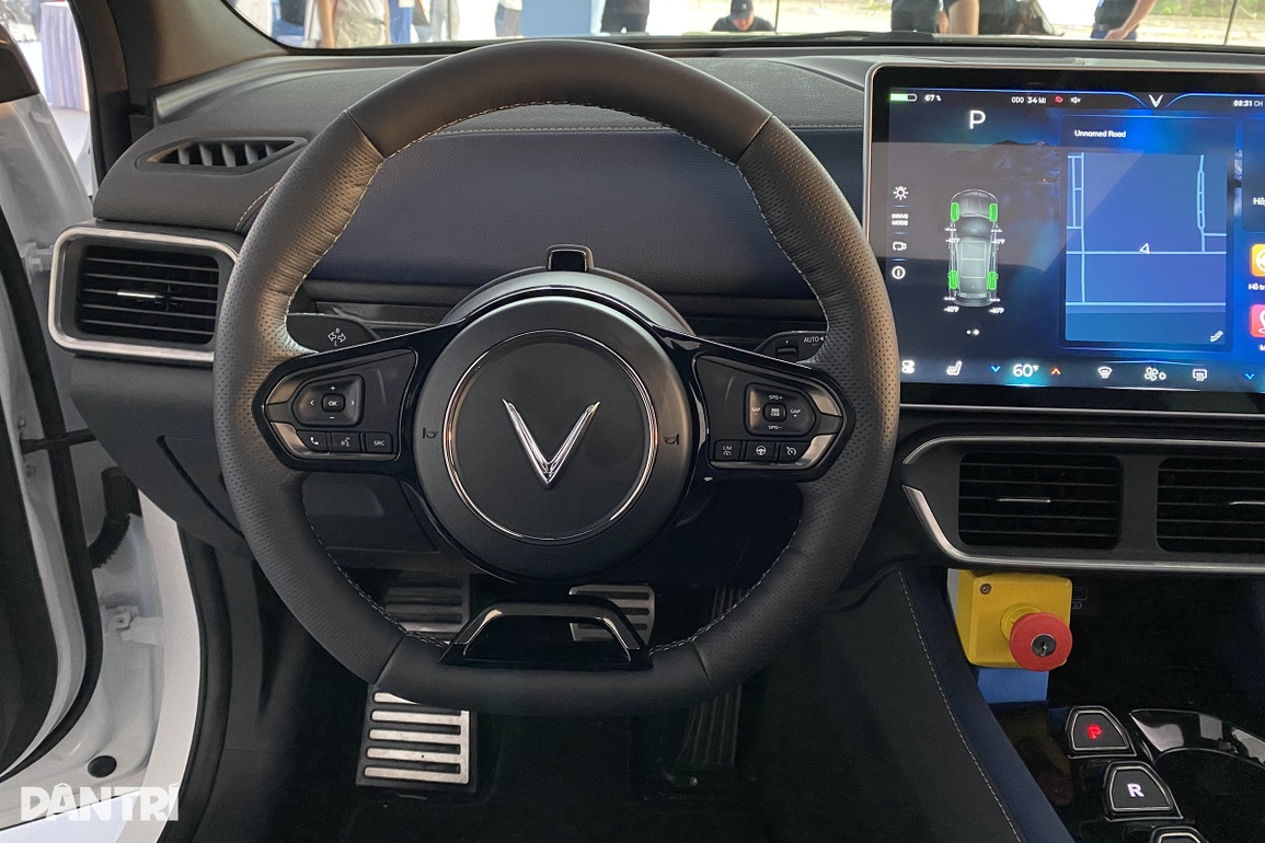 Trải nghiệm VF 8 - SUV điện của VinFast có gì đặc biệt? - 10 Trải nghiệm VF 8 - SUV điện của VinFast có gì đặc biệt? - 10