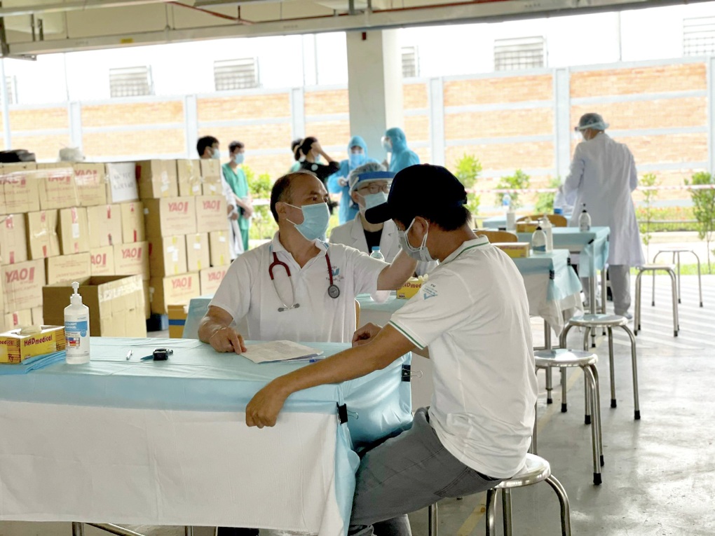 Bác sĩ Trình Văn Hải - Anh cả của khoa cấp cứu Bệnh viện FV - 4 Bác sĩ Trình Văn Hải - Anh cả của khoa cấp cứu Bệnh viện FV - 4