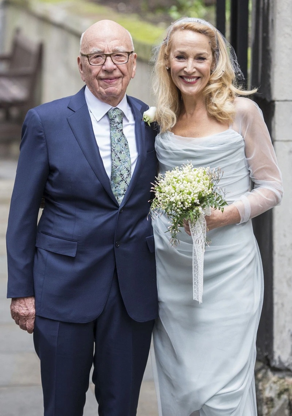 Tiết lộ bất ngờ về vụ ly hôn của tỷ phú truyền thông Rupert Murdoch - 3 Tiết lộ bất ngờ về vụ ly hôn của tỷ phú truyền thông Rupert Murdoch - 3