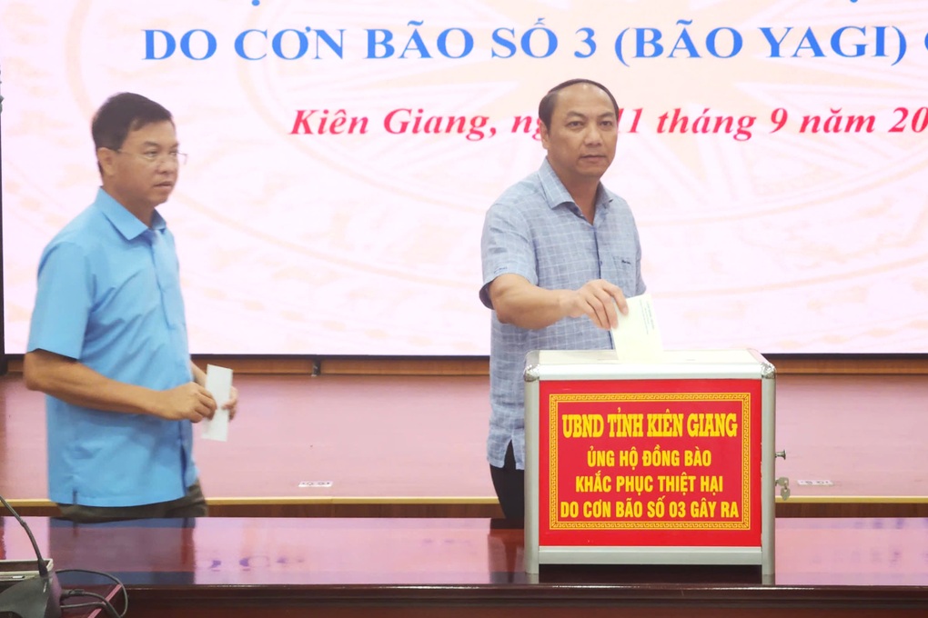 Nhiều tỉnh miền Tây chung tay hướng về các tỉnh miền Bắc bị bão lũ - 2 Nhiều tỉnh miền Tây chung tay hướng về các tỉnh miền Bắc bị bão lũ - 2