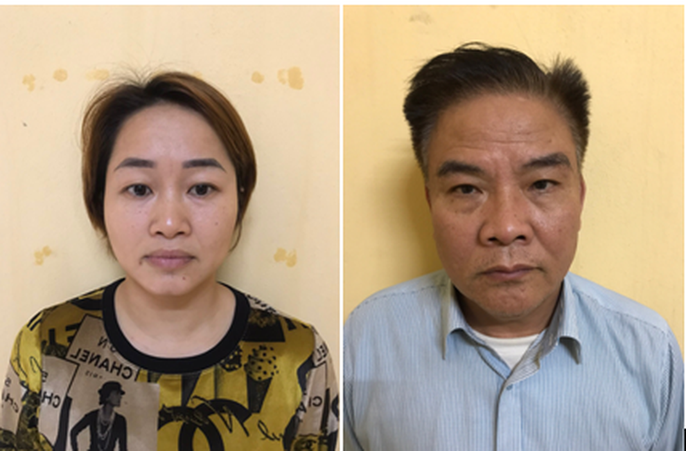 Triệt phá ổ nhóm làm giả, sử dụng tài liệu giả của cơ quan tổ chức - 1 Triệt phá ổ nhóm làm giả, sử dụng tài liệu giả của cơ quan tổ chức - 1