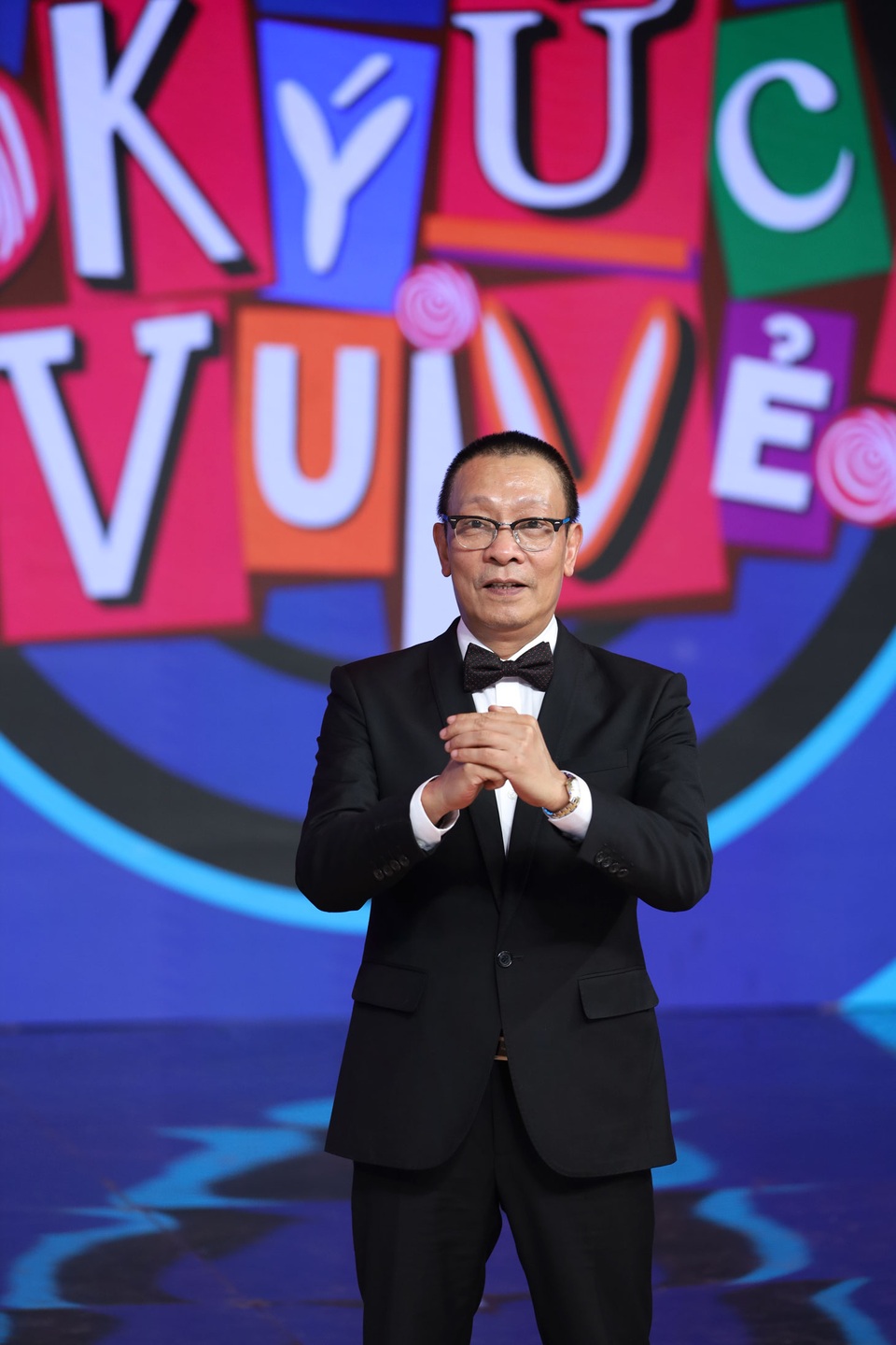 Ốc Thanh Vân chia sẻ từng ăn cơm chan nước mắt vào ngày Tết - 1 Ốc Thanh Vân chia sẻ từng ăn cơm chan nước mắt vào ngày Tết - 1