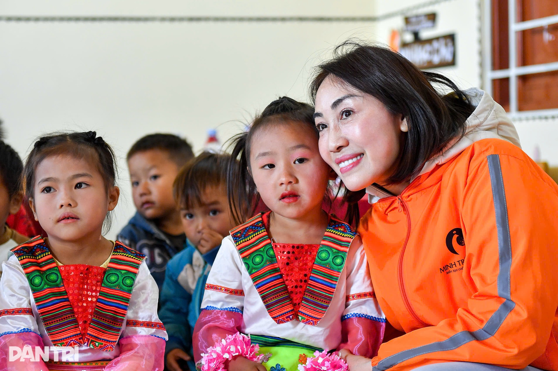 Khánh thành điểm trường Dân trí nơi biên cương Cao Bằng - 5