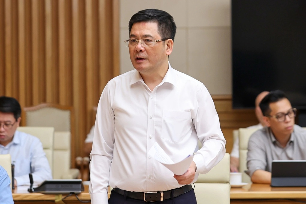 Thứ trưởng Công an gọi tên 2 doanh nghiệp bán cả nghìn tỷ đồng hàng giả - 2 Thứ trưởng Công an gọi tên 2 doanh nghiệp bán cả nghìn tỷ đồng hàng giả - 2