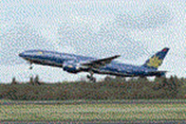 Về vụ máy bay Việt Nam Airlines "vi phạm" không phận Nga