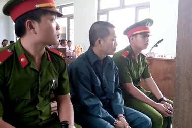 Vẻ mặt bình thản của bị cáo Nguyễn Thọ