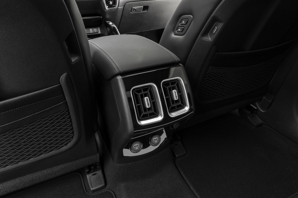 Kia Sorento 2021 chính thức ra mắt - Hoàn toàn lột xác - 39 Kia Sorento 2021 chính thức ra mắt - Hoàn toàn lột xác - 39