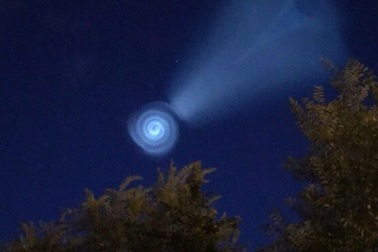 Nga phóng tên lửa, dân tưởng là phi thuyền ngoài hành tinh