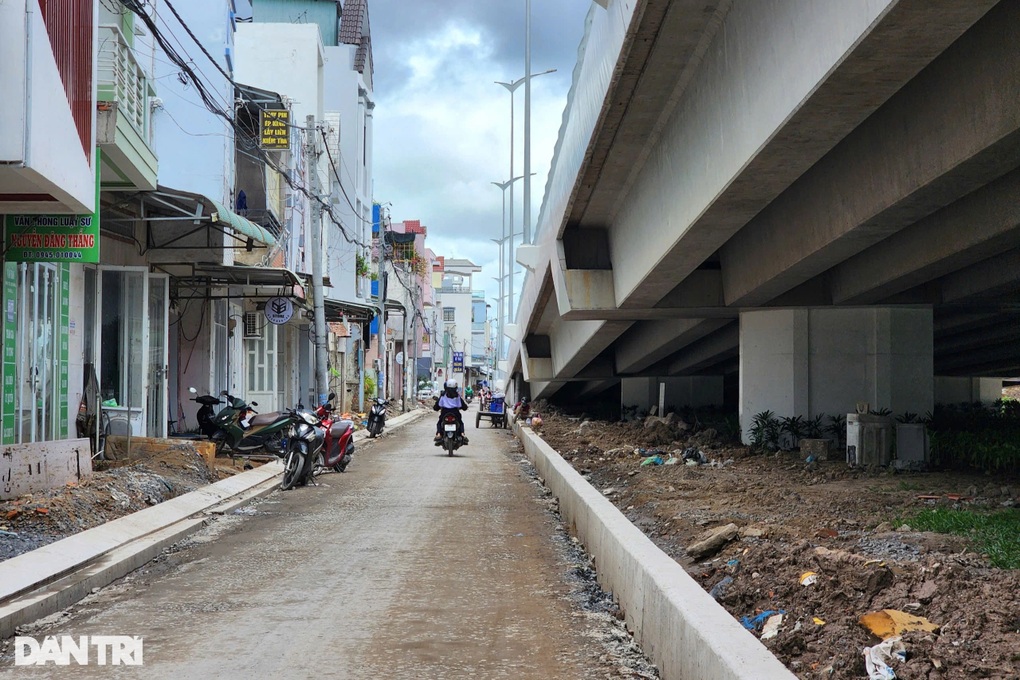 Vụ 2 công nhân ở Cần Thơ bị vùi lấp: Dừng thi công chờ kết quả điều tra - 2 Vụ 2 công nhân ở Cần Thơ bị vùi lấp: Dừng thi công chờ kết quả điều tra - 2