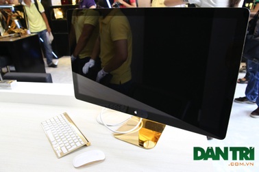 Ngắm Apple iMac mạ vàng và bọc da cá sấu đầu tiên tại Việt Nam