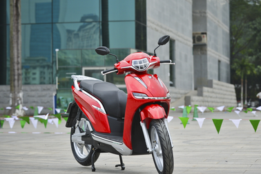 Nên mua xe điện cao cấp PEGA-S hay xe xăng tầm trung