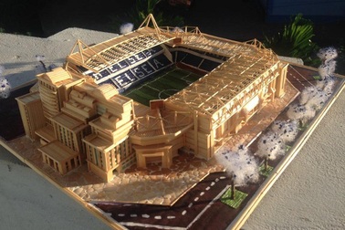 9x dựng mô hình sân đấu của Real Madrid, Chelsea bằng... tăm tre