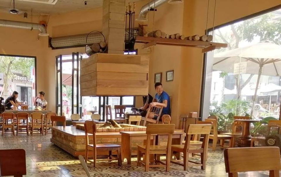 Hình ảnh những hàng quán tê liệt vì dịch bệnh - 14 Hình ảnh những hàng quán tê liệt vì dịch bệnh - 14