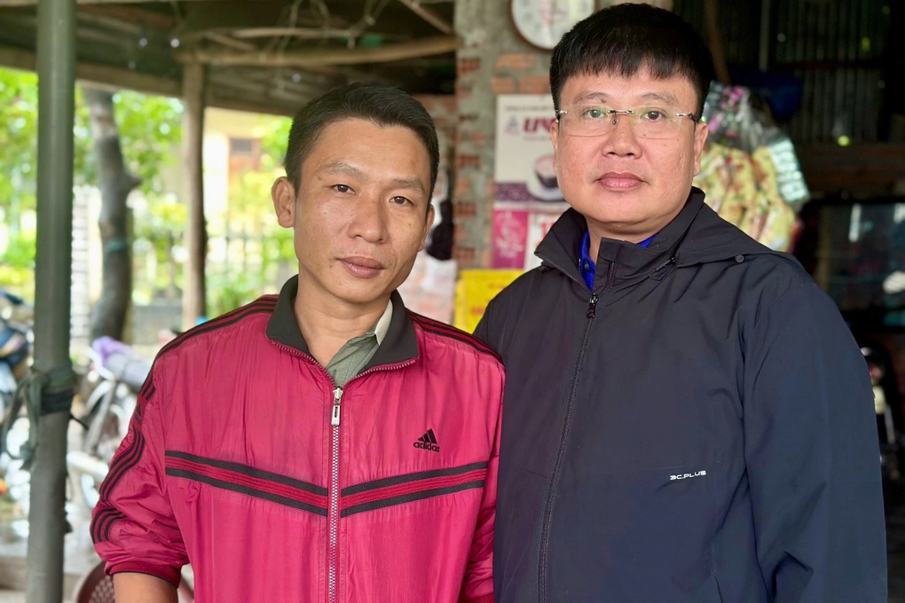 Người đàn ông kể lại giây phút cứu 3 nữ sinh bị nước cuốn trôi - 2 Người đàn ông kể lại giây phút cứu 3 nữ sinh bị nước cuốn trôi - 2