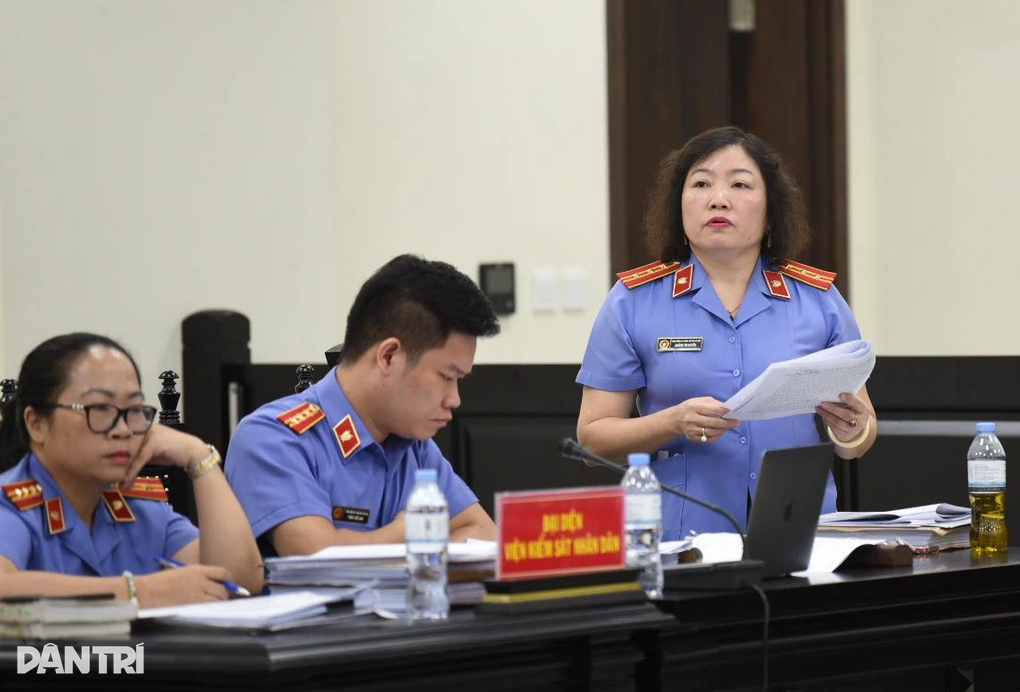 Vụ cựu Giám đốc Bệnh viện Thủ Đức chạy án: 300.000 USD là tiền công đức? - 5 Vụ cựu Giám đốc Bệnh viện Thủ Đức chạy án: 300.000 USD là tiền công đức? - 5