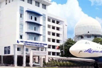 Bằng tiến sĩ của 2 giảng viên bị "tố" chưa được công nhận, trường nói gì?