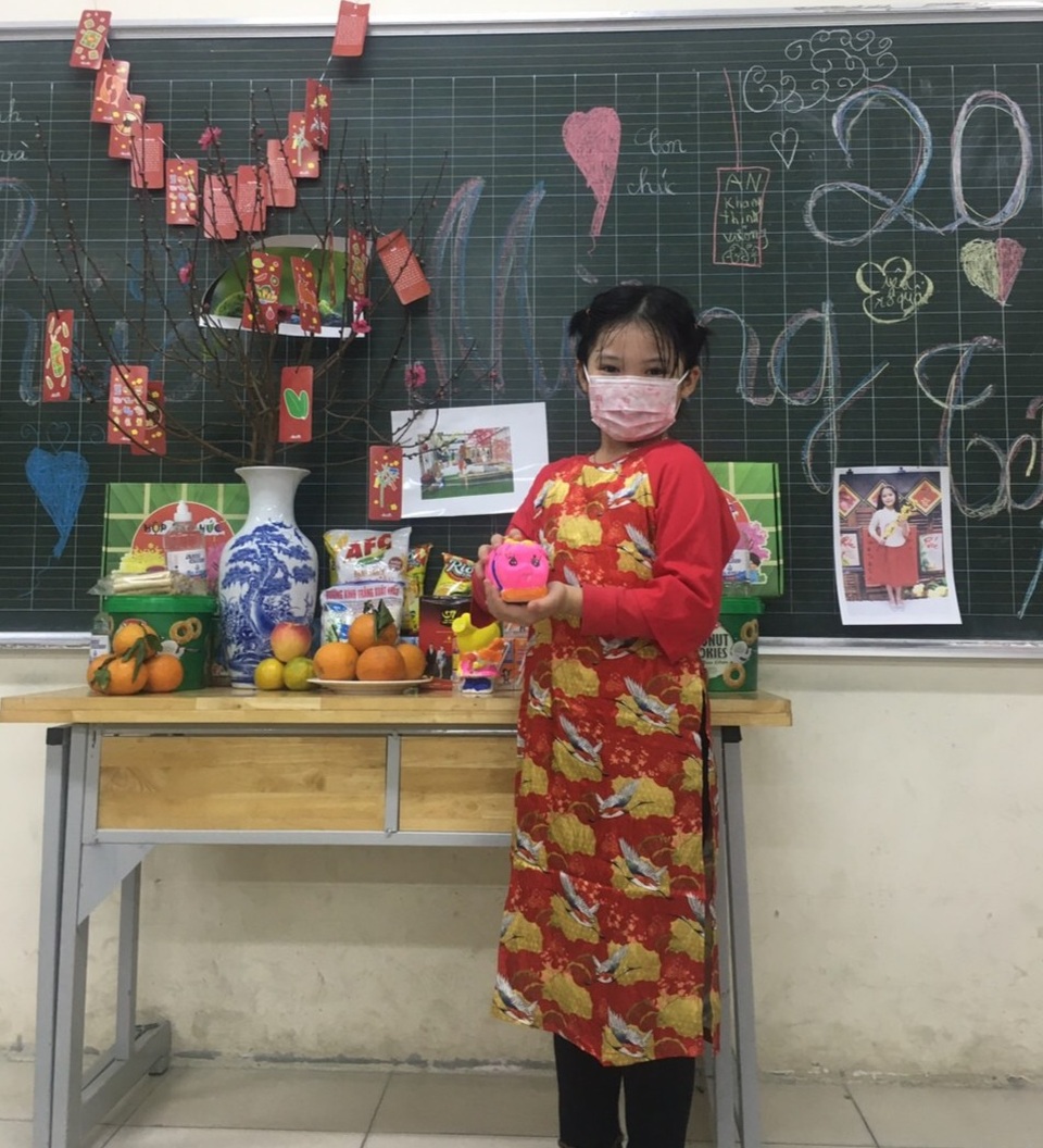 Kịch bản giao thừa của học sinh khu cách ly Trường tiểu học Xuân Phương - 3 Kịch bản giao thừa của học sinh khu cách ly Trường tiểu học Xuân Phương - 3