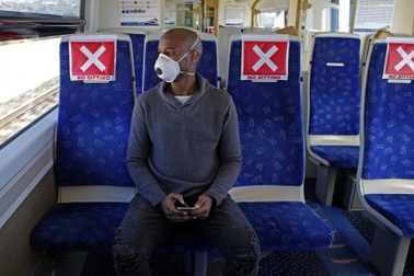 Điểm sáng ở tâm dịch Omicron