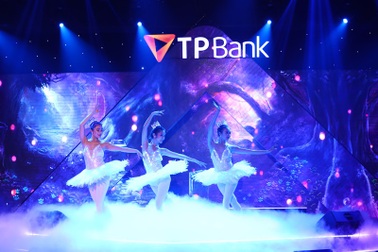 Tùng Dương, Trung Dũng, Phương Vy mê hoặc khán giả trong Perfection’s Touch