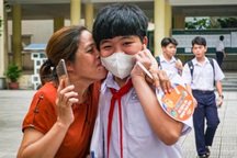 "Thành phố đáng sống" tiếp tục miễn 100% học phí cho học sinh