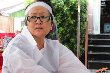 Người vợ tận tâm gần 40 năm bên cạnh NSƯT Thanh Sang