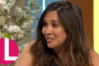 Myleene Klass xinh đẹp trả lời phỏng vấn