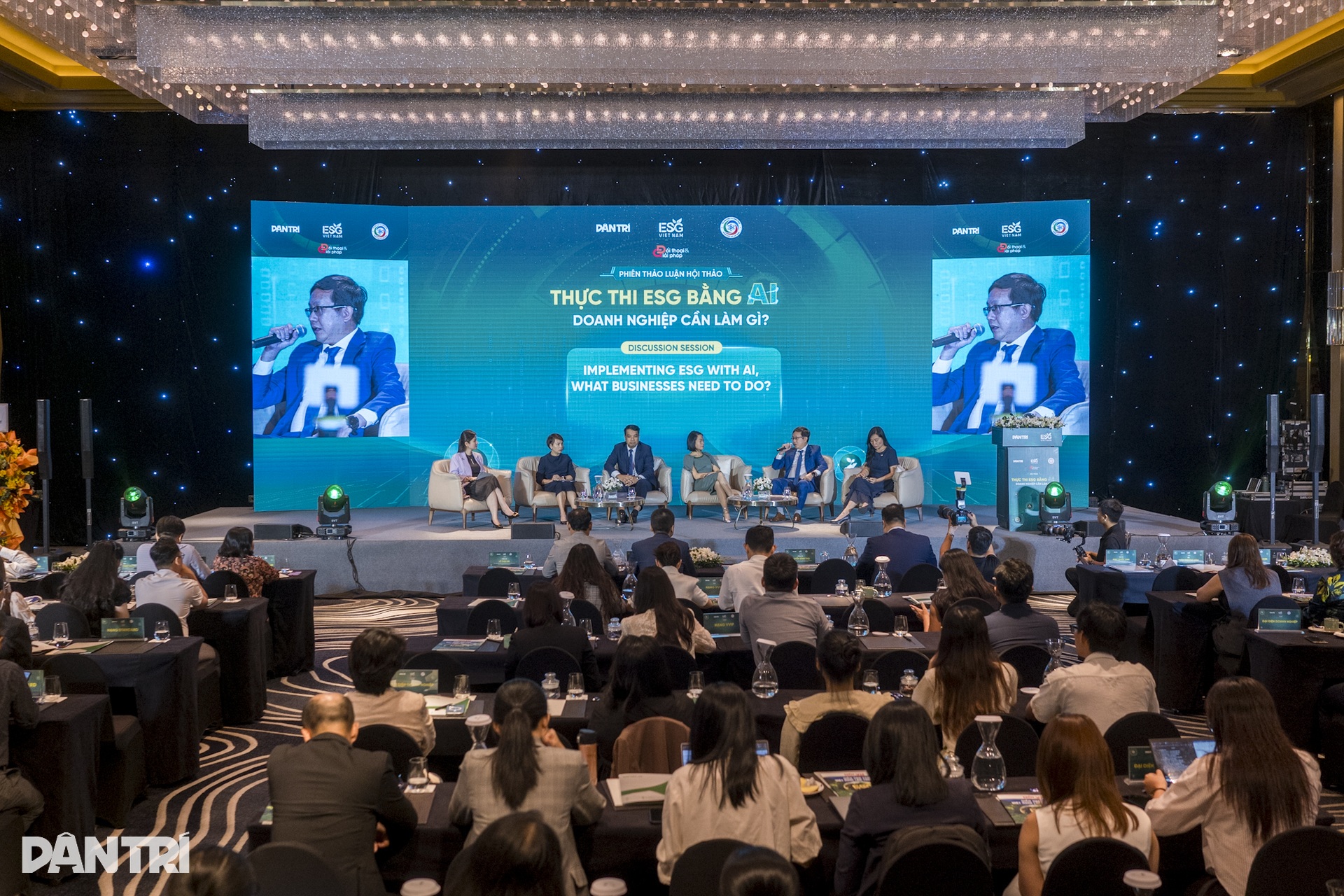 Toàn cảnh hội thảo “Thực thi ESG bằng AI, doanh nghiệp cần làm gì?” ở TPHCM - 1 Toàn cảnh hội thảo “Thực thi ESG bằng AI, doanh nghiệp cần làm gì?” ở TPHCM - 1