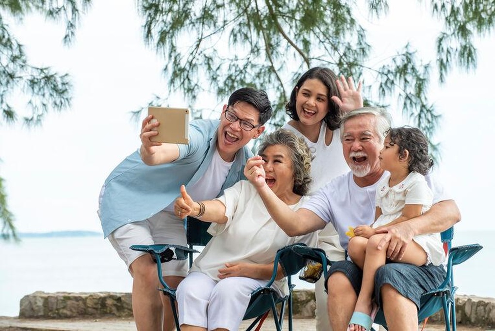 Người trung và cao tuổi nên bổ sung canxi thế nào để phòng loãng xương? - 2 Người trung và cao tuổi nên bổ sung canxi thế nào để phòng loãng xương? - 2