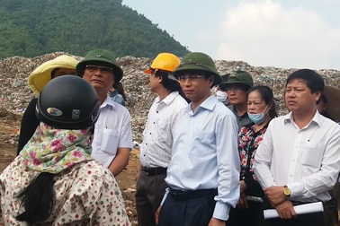 Cách chức Bí thư Đà Nẵng: "Lãnh đạo đừng chỉ biết vun vén cho bản thân!"