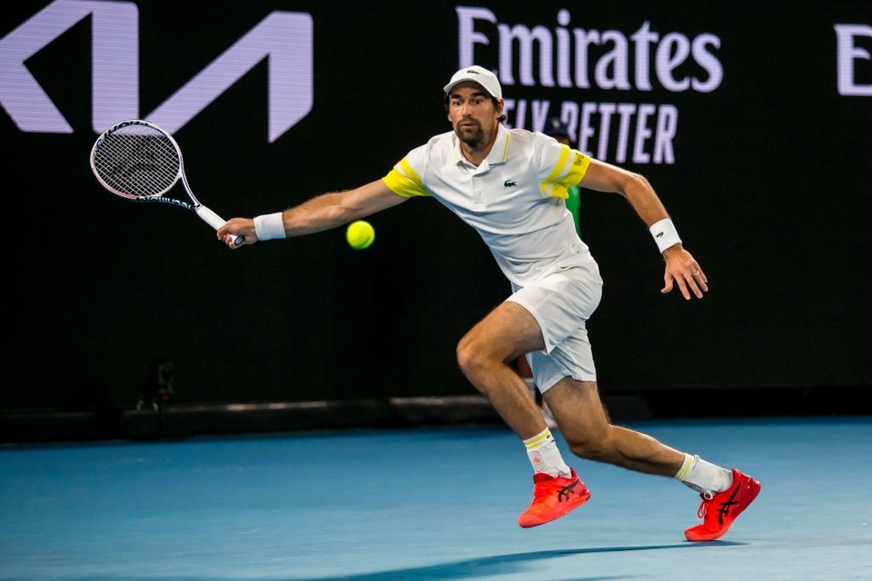 Australian Open: Đương kim vô địch Djokovic thắng dễ như đánh tập - 2 Australian Open: Đương kim vô địch Djokovic thắng dễ như đánh tập - 2