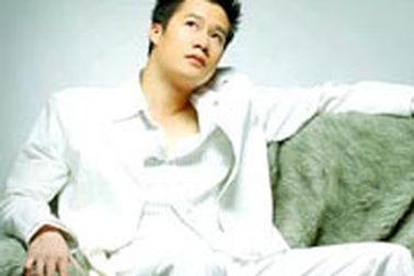 Quang Dũng: "Cảm giác cô đơn làm tôi hát hay hơn"