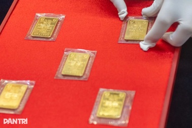 Giá vàng miếng tăng, tiến gần 128 triệu đồng/lượng