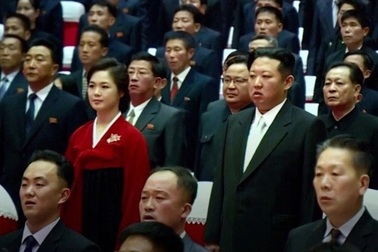 Hình ảnh hiếm hoi của phu nhân ông Kim Jong-un sau nhiều tháng vắng bóng