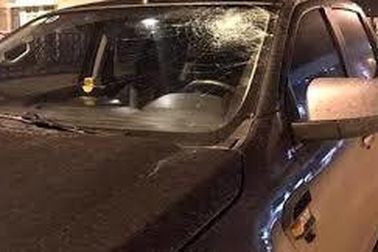 Người phụ nữ ném ma túy vào ô tô, đẩy người tình vào tù