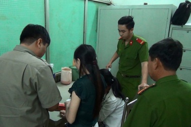 Truy quét các “điểm nóng” về mại dâm ở Sài Gòn